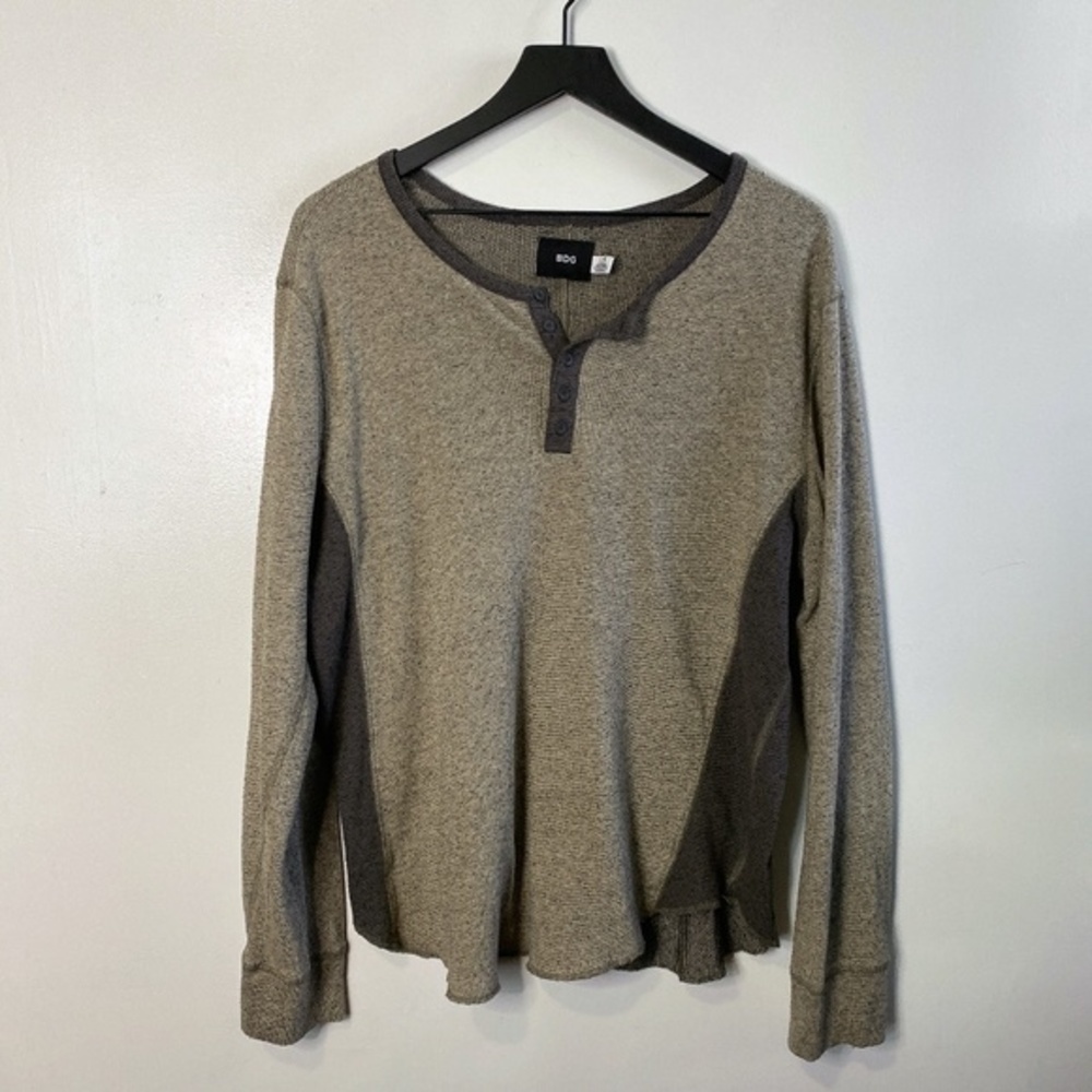 Urban Outfitters BDG Quarter Button Thermal Henley Long Sleeve Shirt‎